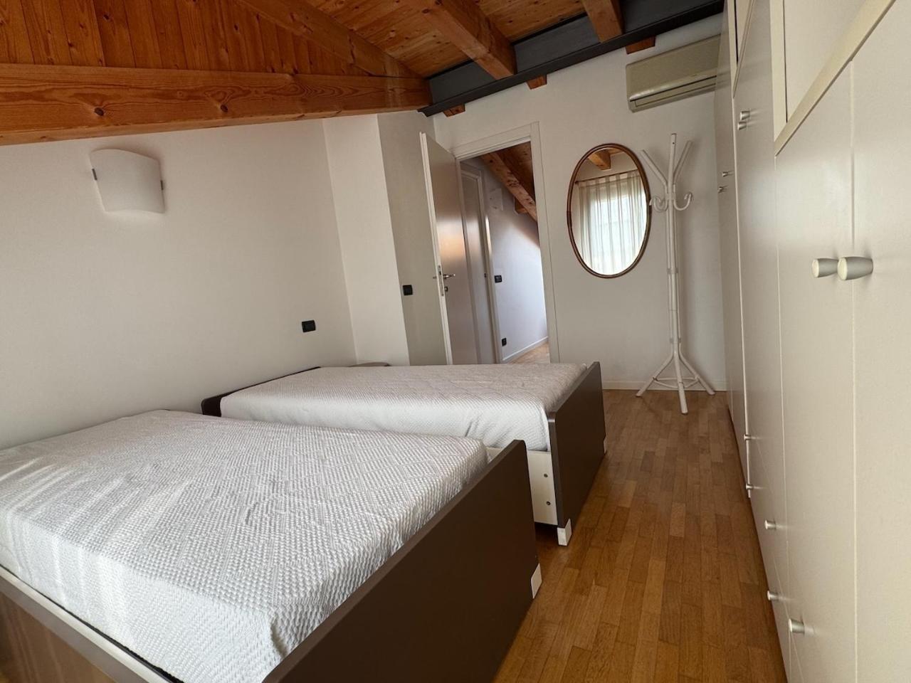 Ferienwohnung Marconi Deluxe Lido di Jesolo Exterior foto